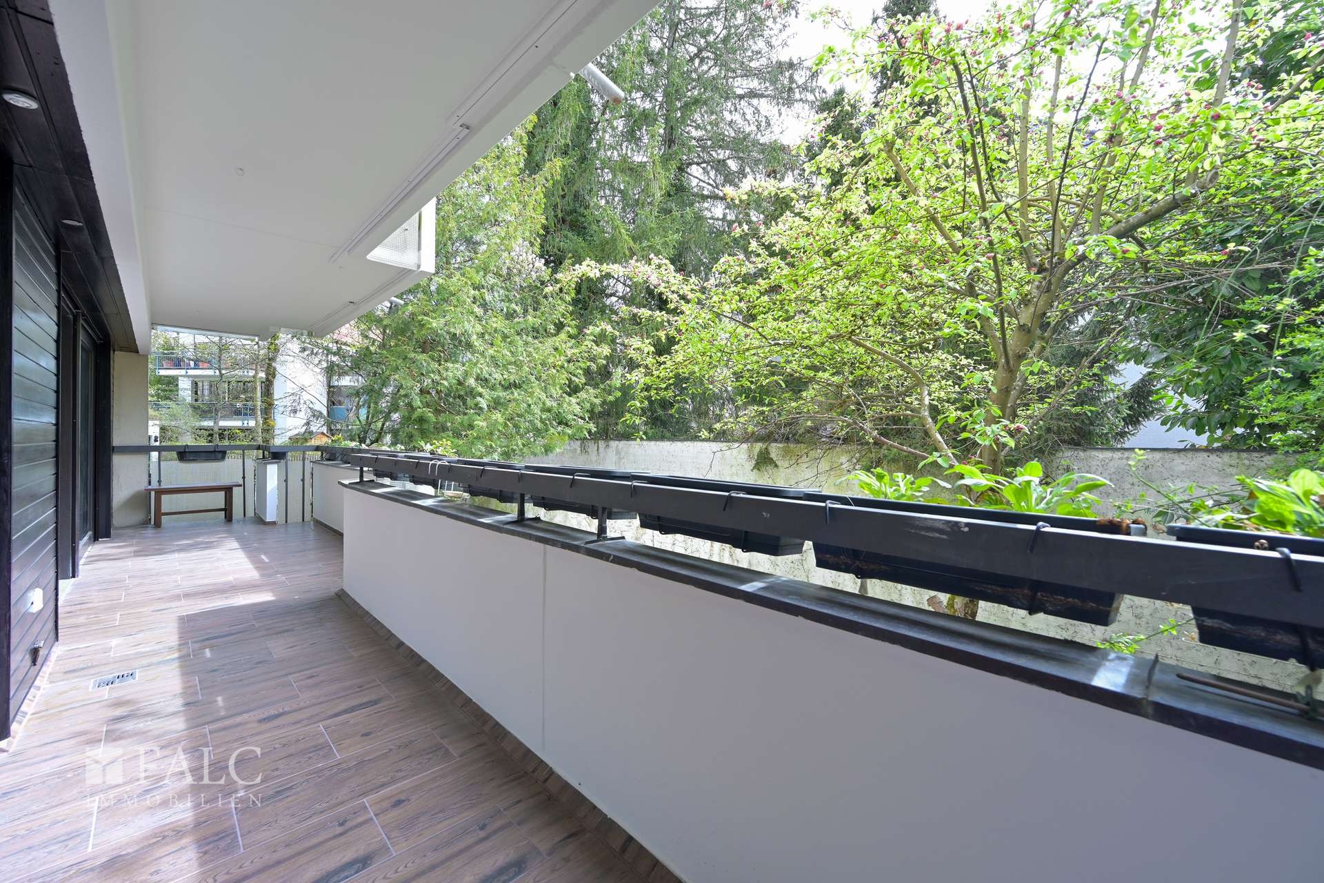 Süd-Ost Balkon